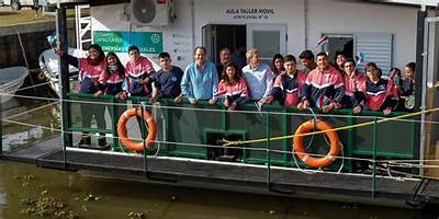 AULA TALLER MOVIL FLUVIAL 10