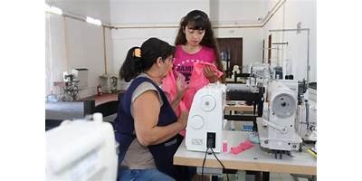 AULA TALLER MOVIL (Textil)