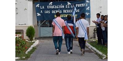 ESCUELA SECUNDARIA PARA JOVENES Y ADULTOS MODALIDAD EN CONCONTEXTO DE ENCIERRO