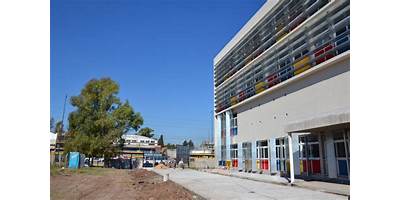 INSTITUTO SUPERIOR DE FORMACION DOCENTE Nº82