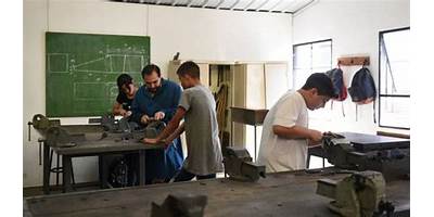 TALLER DE EDUCACION MANUAL NRO 166 JOSE HERNANDEZ