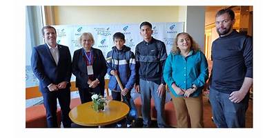 UNIDAD EDUCATIVA DE GESTION SOCIAL-CEFERINO NAMUNCURA-