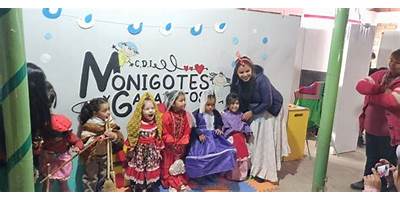 BABEROS Y MONIGOTES