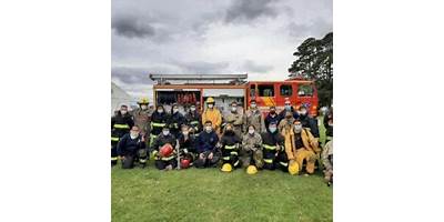 JARDÍN DE INFANTES BOMBERO FERNANDO T. ESQUIVEL