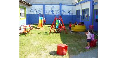 JARDÍN MATERNAL Y DE INFANTES NIÑOS DEL PRESENTE